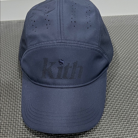 Kith Dark Blue light weight tennis hat - Picture 1 of 4